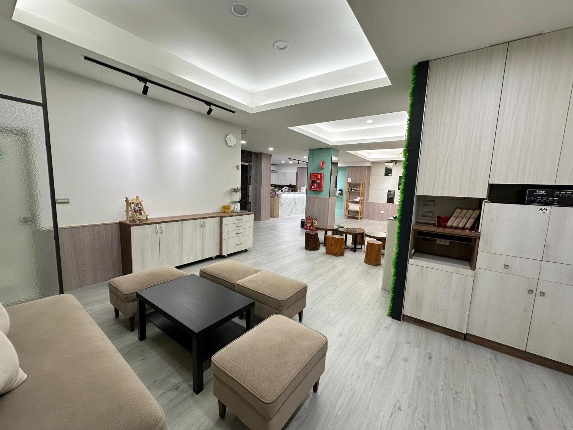 โฮย่า รีสอร์ต โฮเต็ล เชียรี่ Hotel นครเจียอี้ ภายนอก รูปภาพ