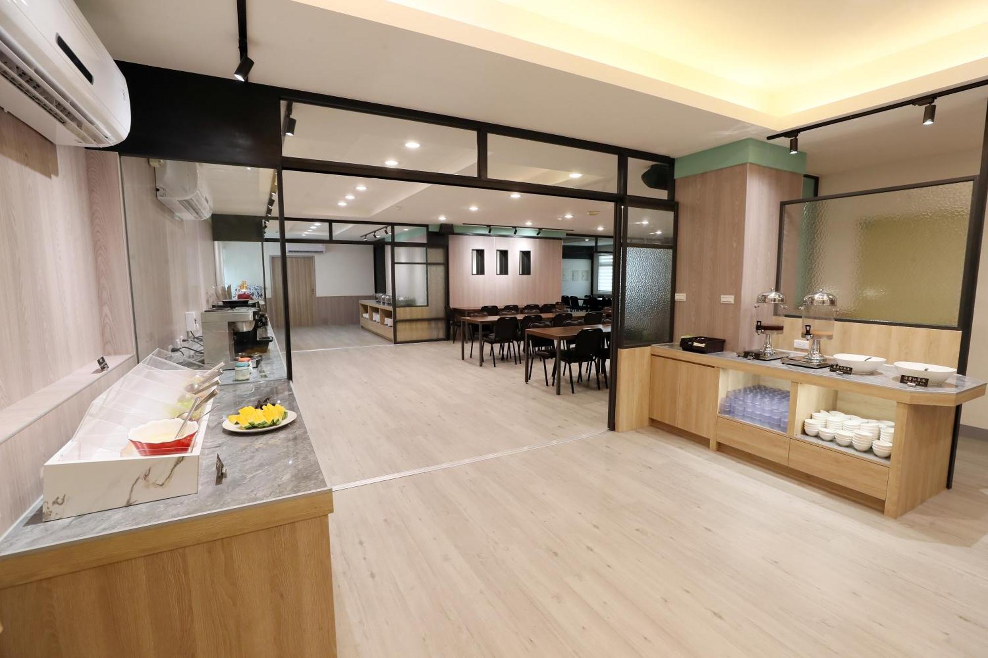 โฮย่า รีสอร์ต โฮเต็ล เชียรี่ Hotel นครเจียอี้ ภายนอก รูปภาพ