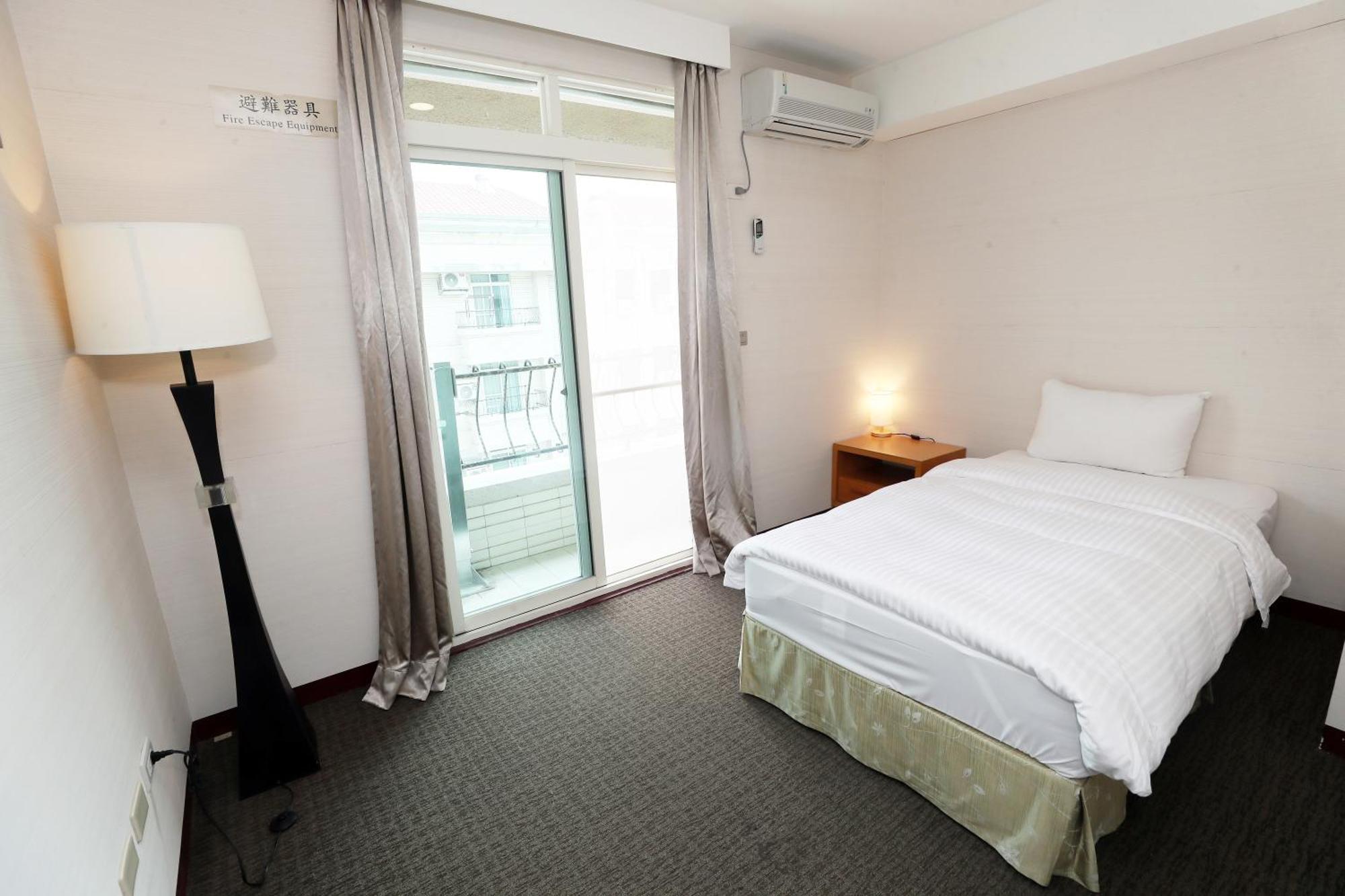 โฮย่า รีสอร์ต โฮเต็ล เชียรี่ Hotel นครเจียอี้ ภายนอก รูปภาพ
