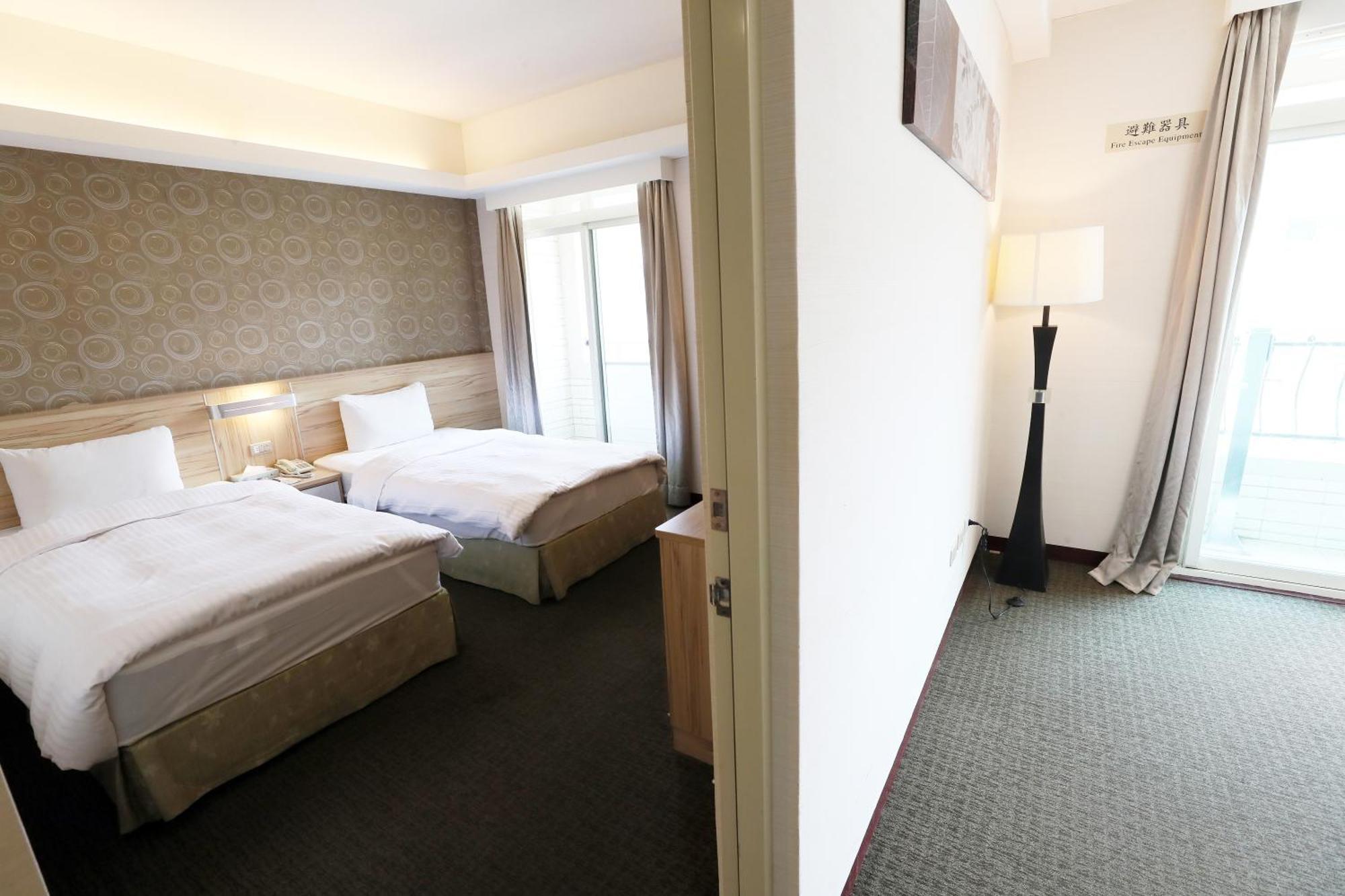 โฮย่า รีสอร์ต โฮเต็ล เชียรี่ Hotel นครเจียอี้ ภายนอก รูปภาพ