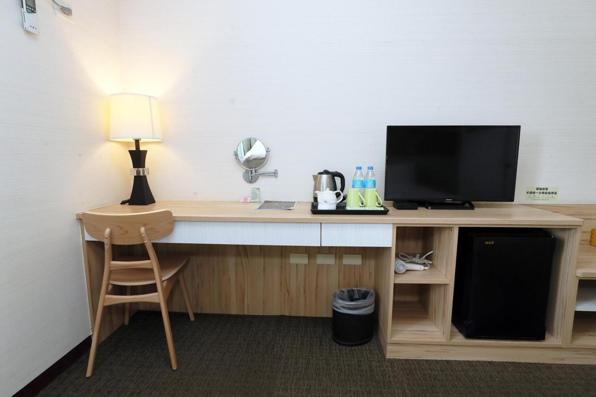 โฮย่า รีสอร์ต โฮเต็ล เชียรี่ Hotel นครเจียอี้ ภายนอก รูปภาพ