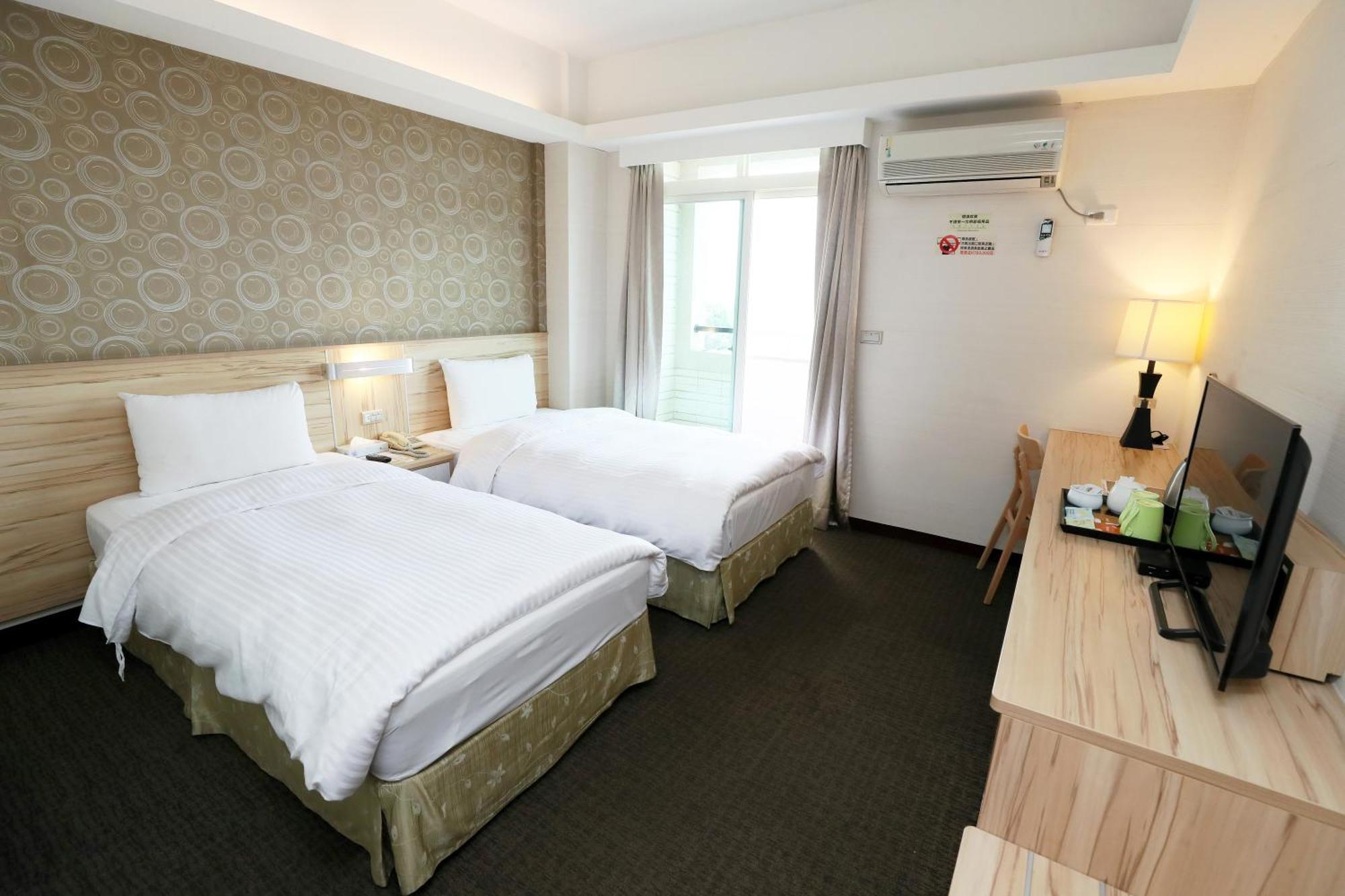 โฮย่า รีสอร์ต โฮเต็ล เชียรี่ Hotel นครเจียอี้ ภายนอก รูปภาพ