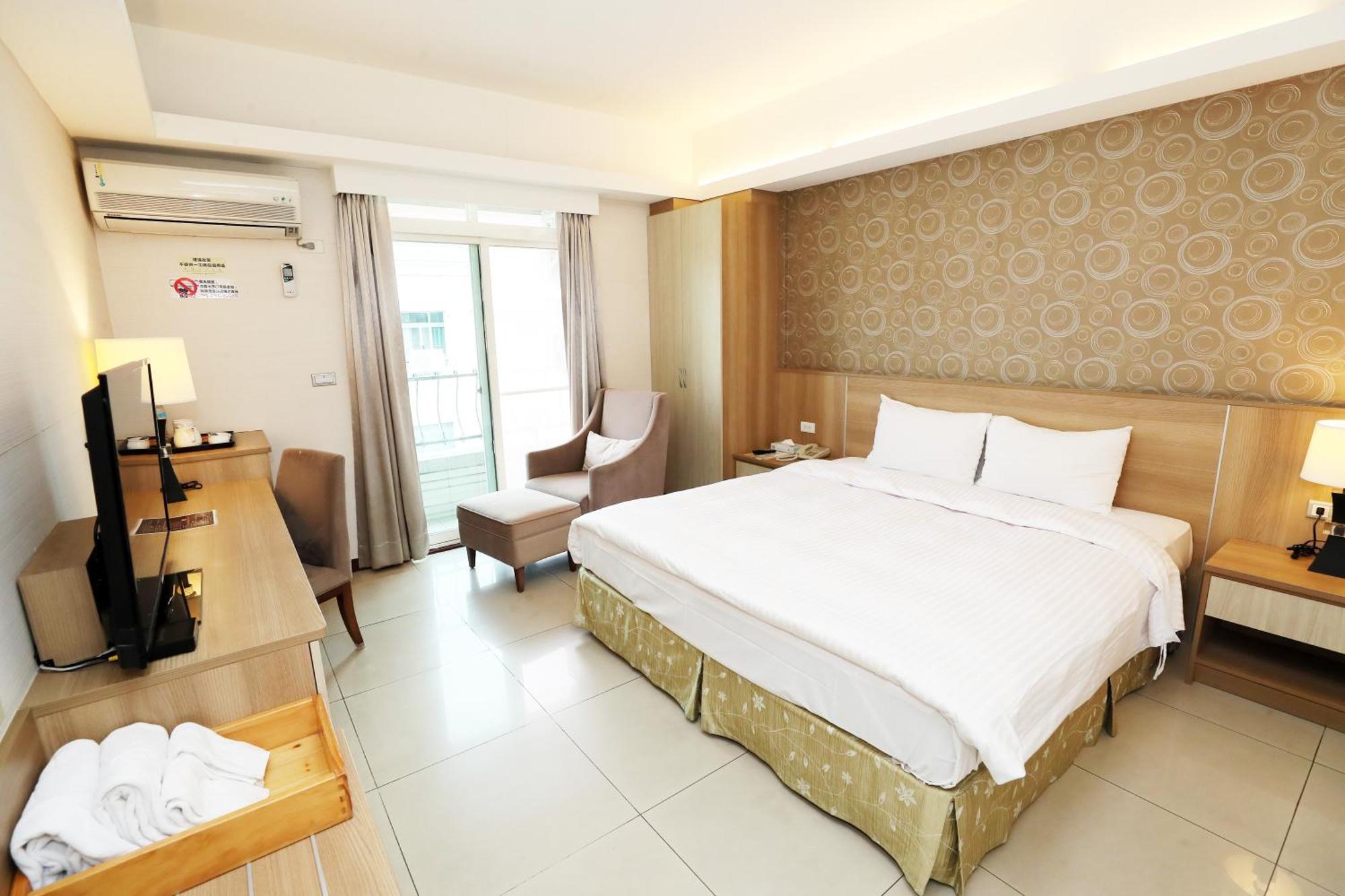 โฮย่า รีสอร์ต โฮเต็ล เชียรี่ Hotel นครเจียอี้ ภายนอก รูปภาพ