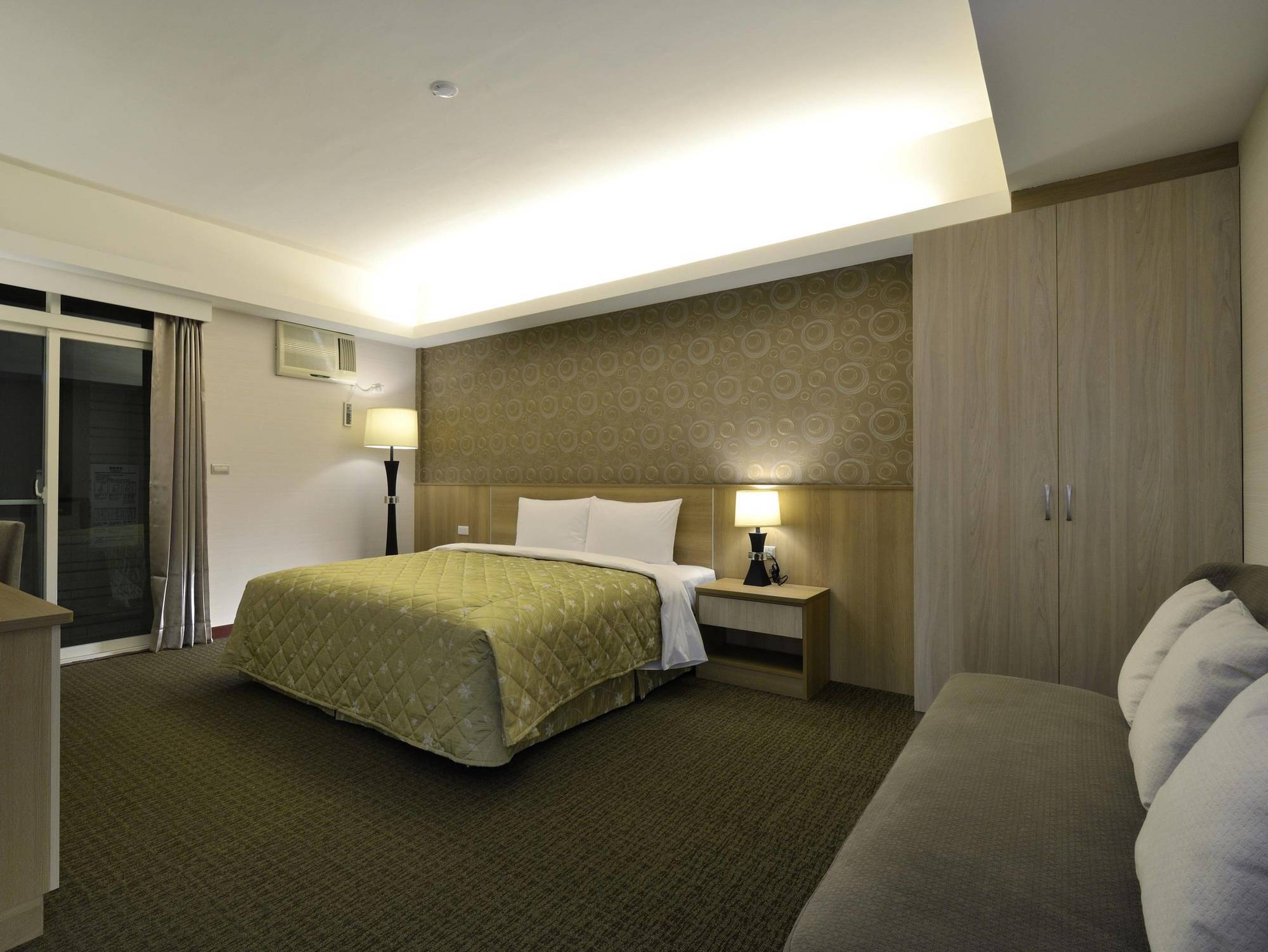 โฮย่า รีสอร์ต โฮเต็ล เชียรี่ Hotel นครเจียอี้ ภายนอก รูปภาพ